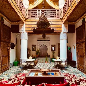 Guest house Zahrat